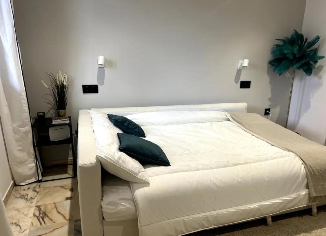 Apartamento A 8Km Sevilla Centro Valencina de la Concepción Exterior photo